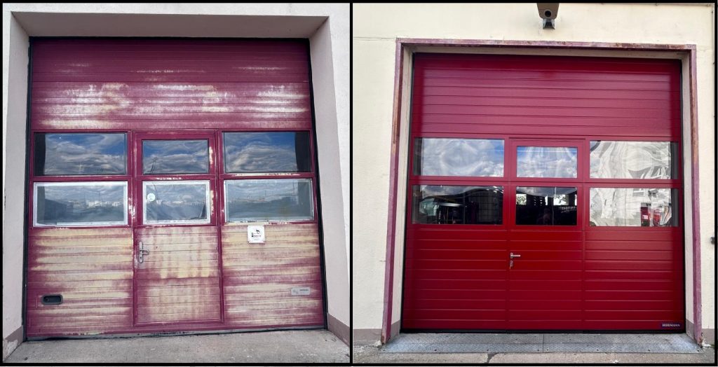 links ein verschlissenes und ausgeblichenes Industrie-Sektionaltor, rechts die Ansicht nach dem Austausch: braunrotes Sektionaltor mit Schlupftür und zwei Lichtbändern
